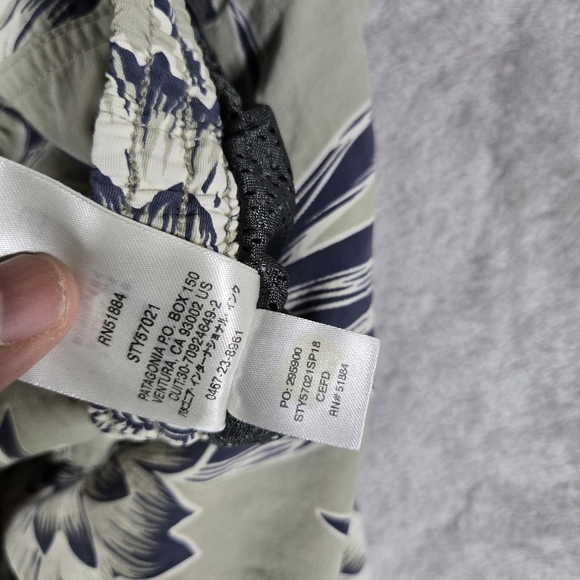 Patagonia Baggies Shorts Mens Size Small S Green Mesh Liner Swim Trunks 5” - Picture 9 of 10